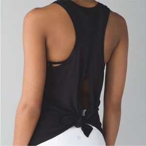 lululemon athletica Black Knot All Tied Up Tank Top size 4 workout yoga